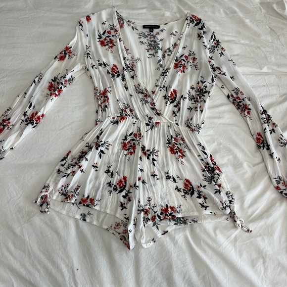 Kendall & Kylie floral romper - Picture 1 of 1